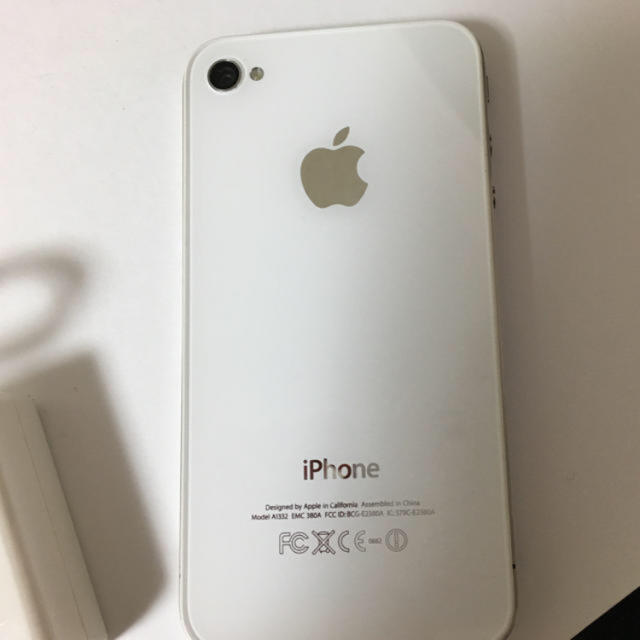 iPhone4 スマホ/家電/カメラのスマートフォン/携帯電話(携帯電話本体)の商品写真