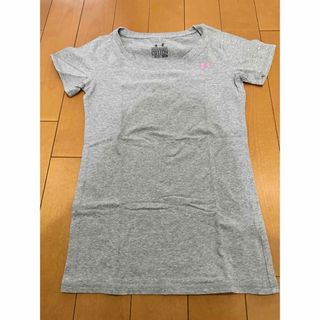 アンダーアーマー(UNDER ARMOUR)のアンダーアーマー　Tシャツ　Mサイズ(トレーニング用品)