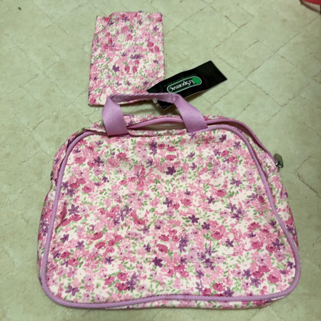 LeSportsac(レスポートサック)のレスポートサック　MIMI  ピンク レディースのバッグ(ハンドバッグ)の商品写真