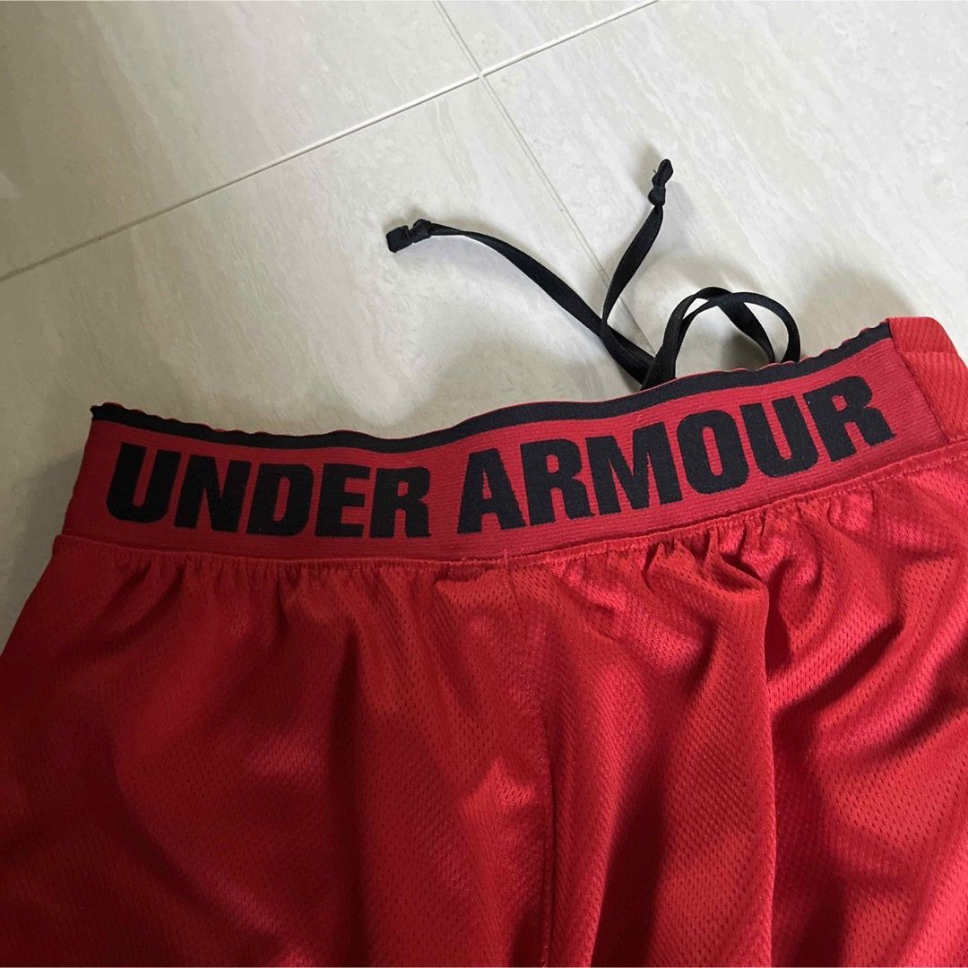UNDER ARMOUR(アンダーアーマー)のアンダーアーマー　ハーフパンツ スポーツ/アウトドアのランニング(ウェア)の商品写真