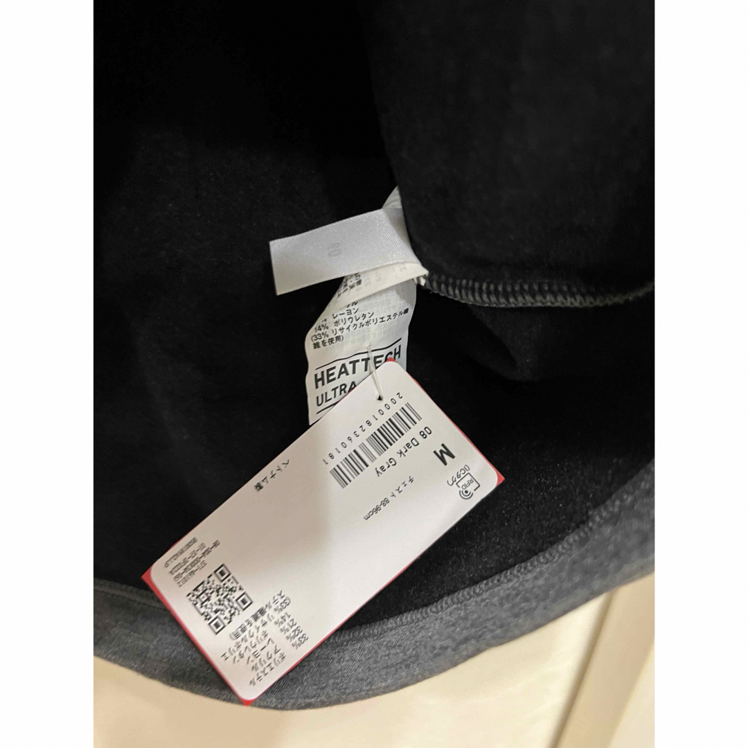ユニクロ　ヒートテックウルトラウォーム　超極暖　タートルネックT メンズのトップス(Tシャツ/カットソー(七分/長袖))の商品写真