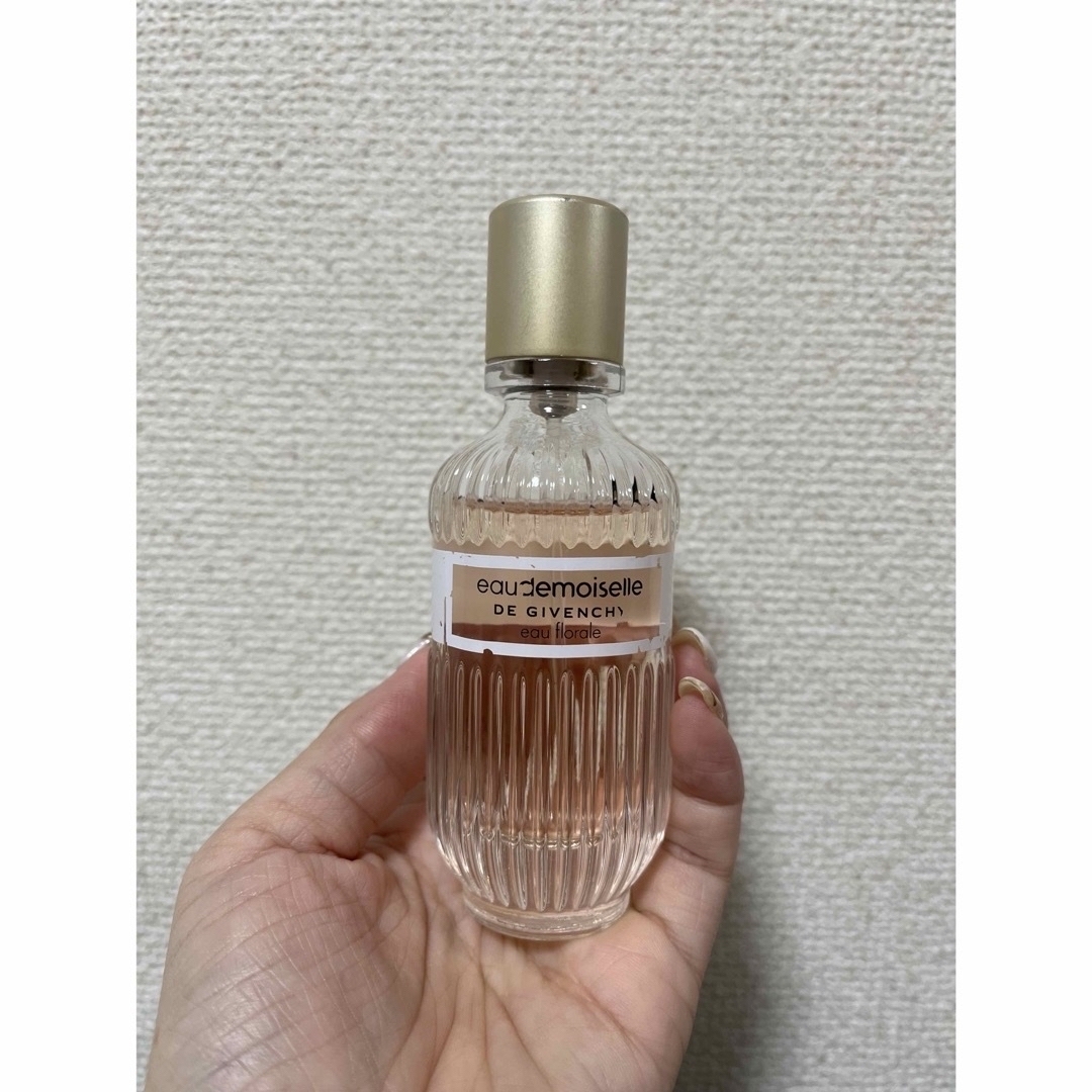 GIVENCHY(ジバンシィ)のGIVENCHY オードモワゼルフローラル コスメ/美容の香水(香水(女性用))の商品写真