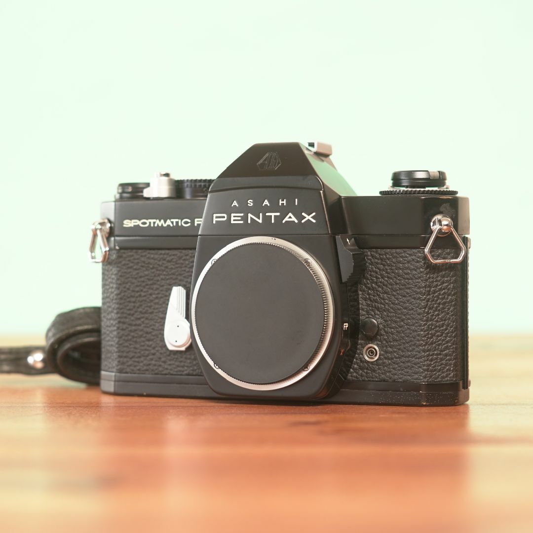 完動品◎ペンタックスSPF ブラック ボディ フィルムカメラ #559 | フリマアプリ ラクマ