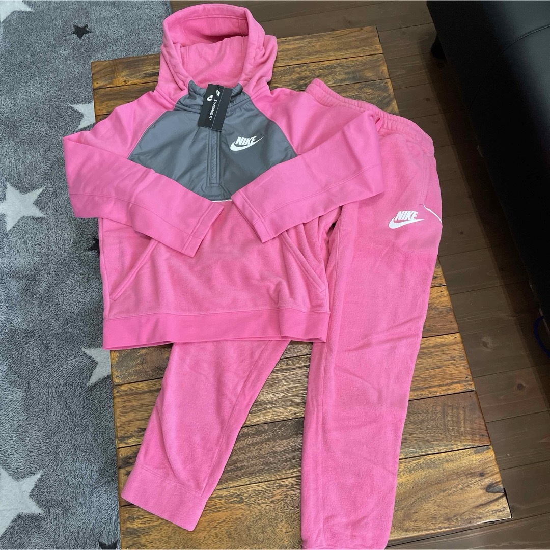 NIKE(ナイキ)のNIKE フリースセットアップ キッズ/ベビー/マタニティのキッズ服女の子用(90cm~)(その他)の商品写真