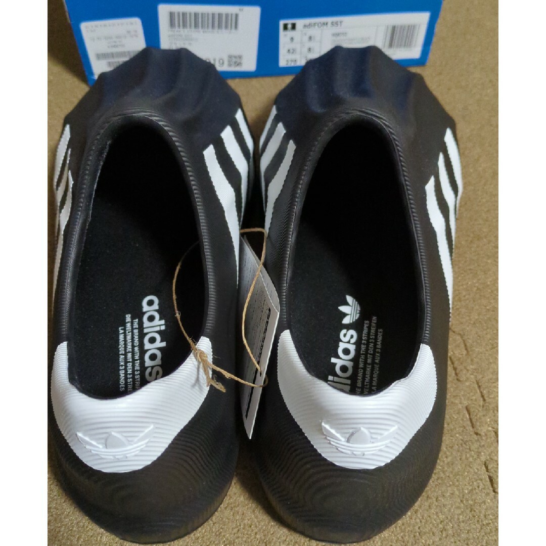 adidas(アディダス)のadidas アディダス ADIFOM SST　ブラック　27.0cm 未使用 メンズの靴/シューズ(スニーカー)の商品写真