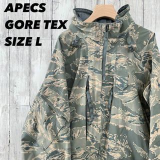 ミリタリー(MILITARY)のミリタリー古着　APECSゴアテックスデジタルタイガーカモ迷彩プリントジャケット(ミリタリージャケット)