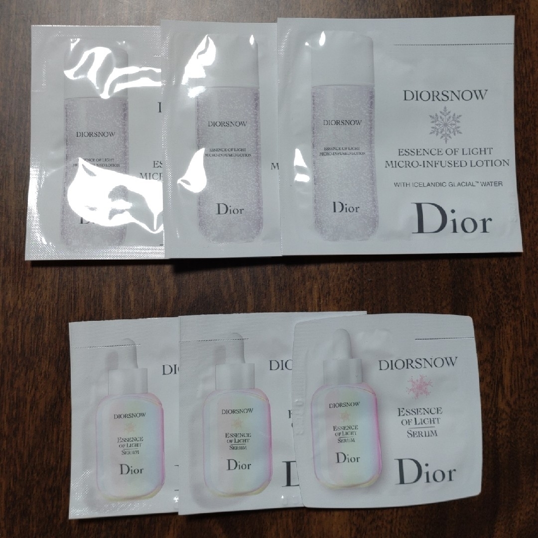 Dior(ディオール)のディオール　スノー　サンプルセット コスメ/美容のキット/セット(サンプル/トライアルキット)の商品写真