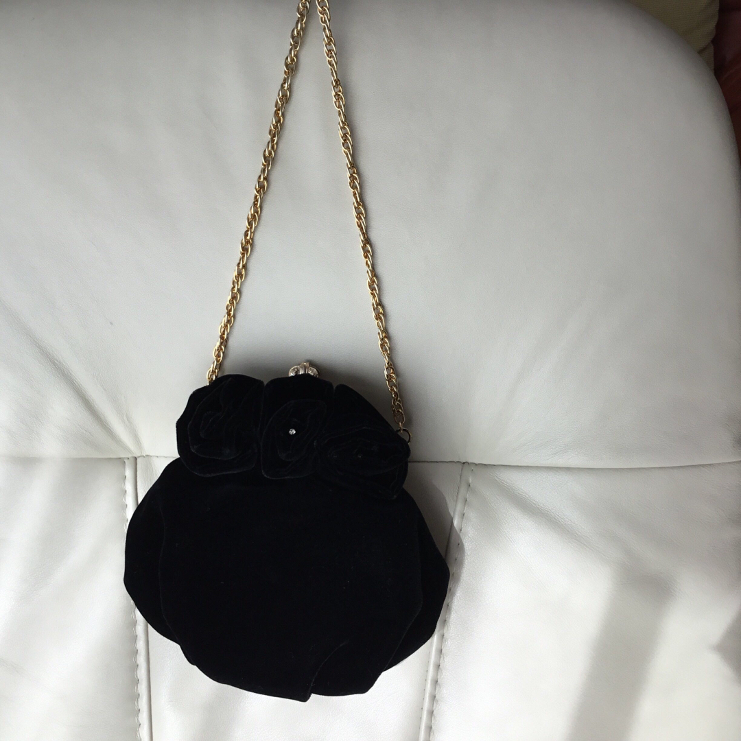 値下‼︎ PETITSOIR  プチソワール　ハンドバック　パーティ　冠婚用 レディースのバッグ(ハンドバッグ)の商品写真