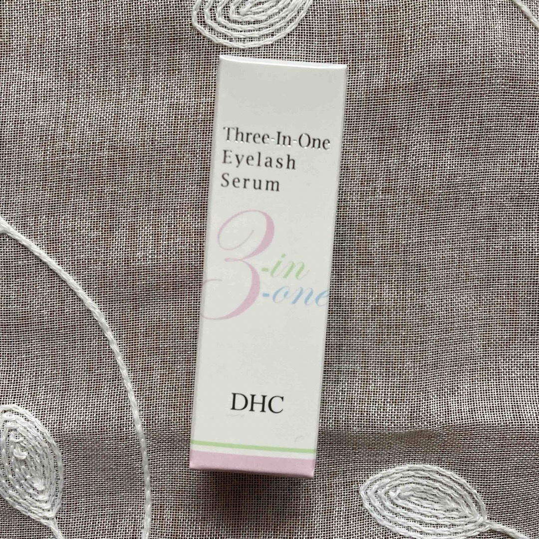 DHC(ディーエイチシー)のDHC  スリーインワンアイラッシュセラム　9ml コスメ/美容のスキンケア/基礎化粧品(まつ毛美容液)の商品写真