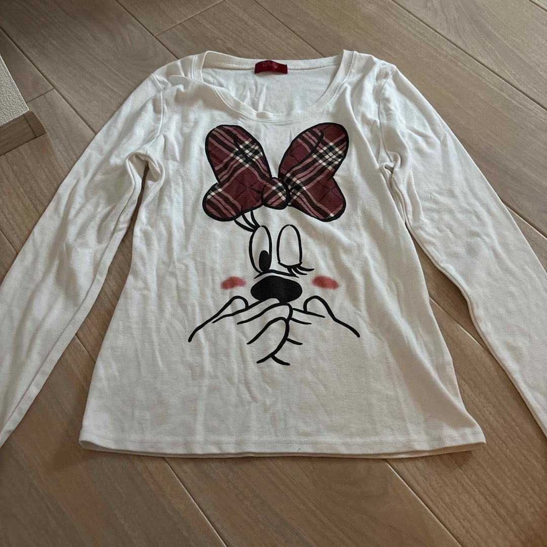Disney(ディズニー)の匿名配送 Disney ディズニー ミニー レディース服 長袖 Lサイズ レディースのトップス(Tシャツ(長袖/七分))の商品写真