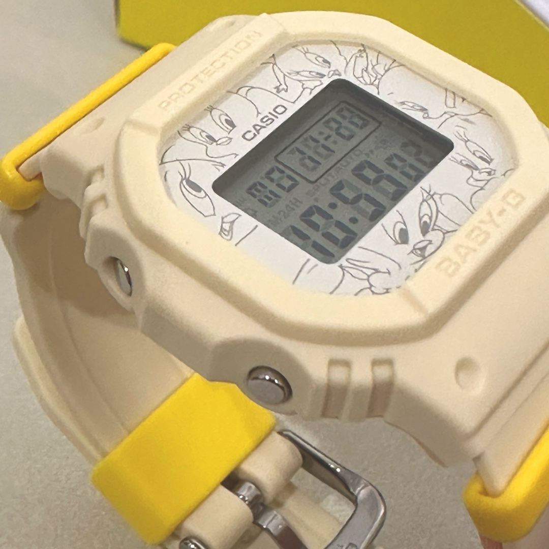 Baby-G(ベビージー)の限定　新品未使用TWEETYコラボ BABY-G BGD-565TW-5JR レディースのファッション小物(腕時計)の商品写真