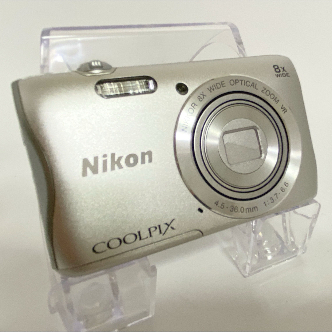 Nikon(ニコン)のNikon coolpix S3700 ニコン　デジタルカメラ　Wi-Fi機能　 スマホ/家電/カメラのカメラ(コンパクトデジタルカメラ)の商品写真