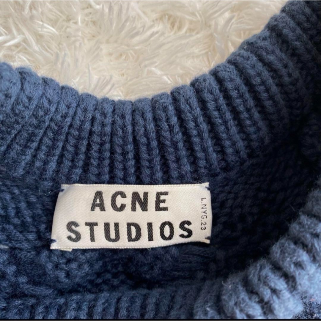 Acne Studios(アクネストゥディオズ)のacne studios ケーブルニットSハンドニット レディースのトップス(ニット/セーター)の商品写真