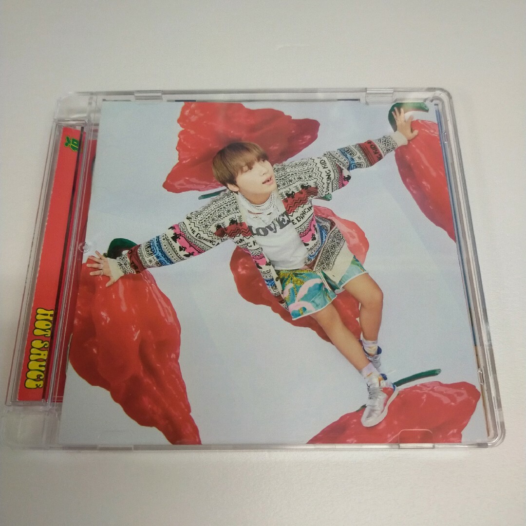 NCT(エヌシーティー)のNCT DREAM ヘチャン Hot Sauce CD アルバム ジュエルケース エンタメ/ホビーのCD(K-POP/アジア)の商品写真