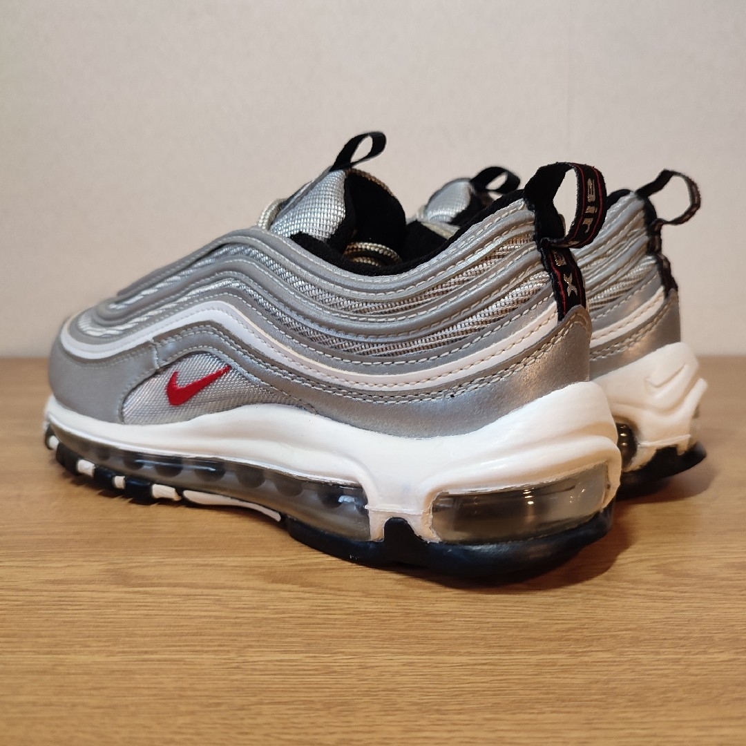 NIKE(ナイキ)の箱付 NIKE W AIR MAX 97 OG "Silver Bullet" レディースの靴/シューズ(スニーカー)の商品写真