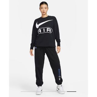 ナイキ(NIKE)のNike Oversized Crew-Neck Sweatshirt(トレーナー/スウェット)