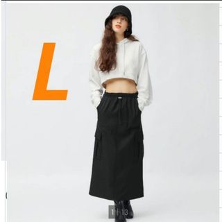 ジーユー(GU)のL　ブラック　裏フリースカーゴロングスカート　ユニクロ　ZARA　H&M.(ロングスカート)