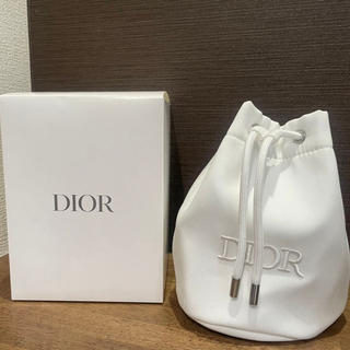 クリスチャンディオール(Christian Dior)のdior【新品未使用】ホワイト　巾着　ロゴポーチ　ディオール(ポーチ)