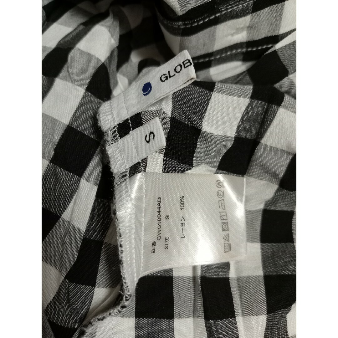 GLOBAL WORK(グローバルワーク)のグローバルワーク　チェック柄　半袖シャツ　レディースSサイズ　ブラック レディースのトップス(シャツ/ブラウス(半袖/袖なし))の商品写真