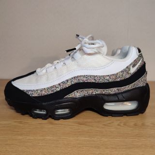 ナイキ(NIKE)の★極美品 大人気 NIKE WMNS AIR MAX 95 SE(スニーカー)