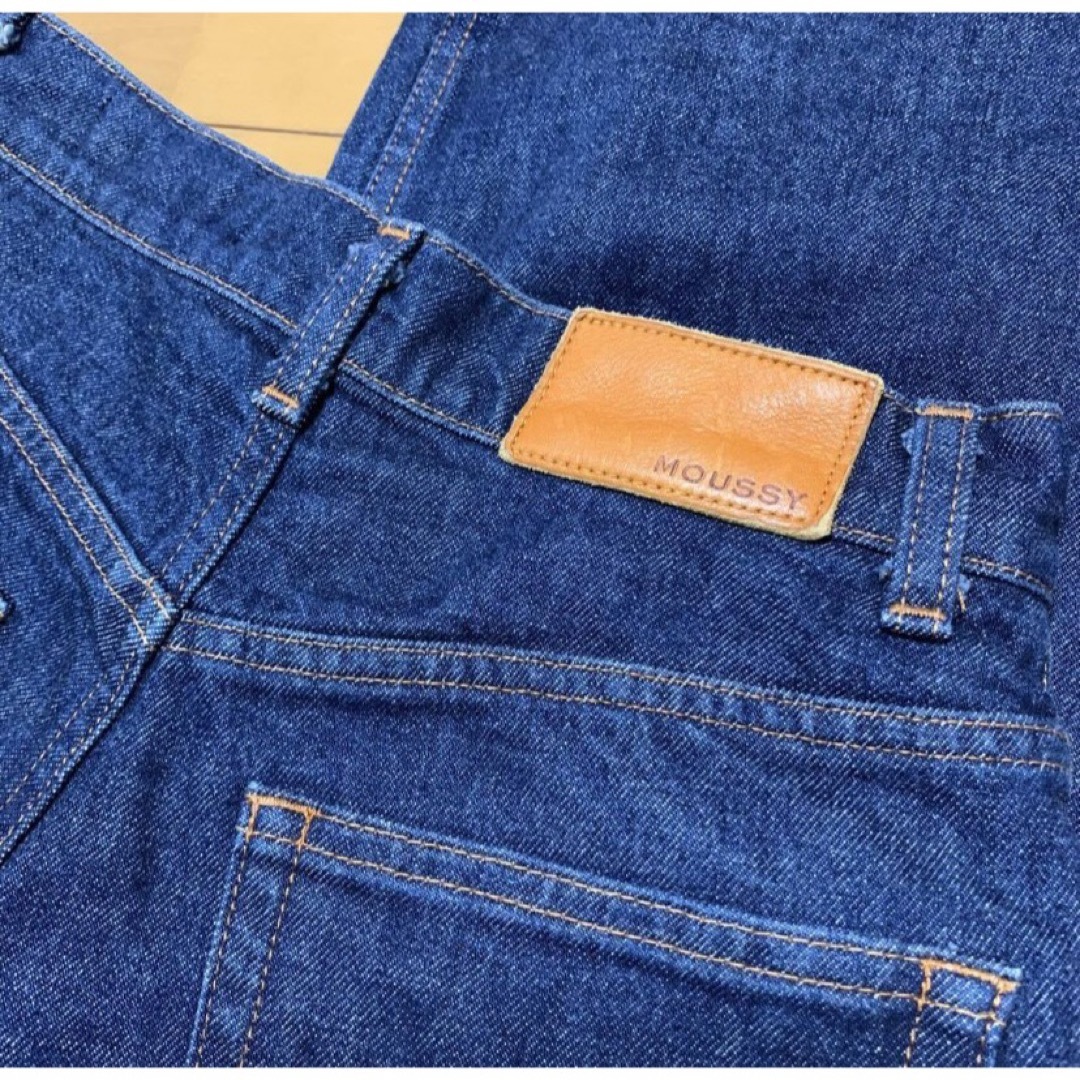 moussy(マウジー)のMOUSSY  PLAIN JEANS STRAIGHT (27) マウジー レディースのパンツ(デニム/ジーンズ)の商品写真