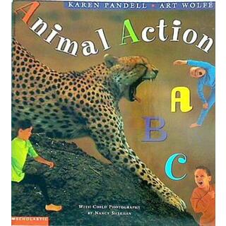 Animal Action(洋書)