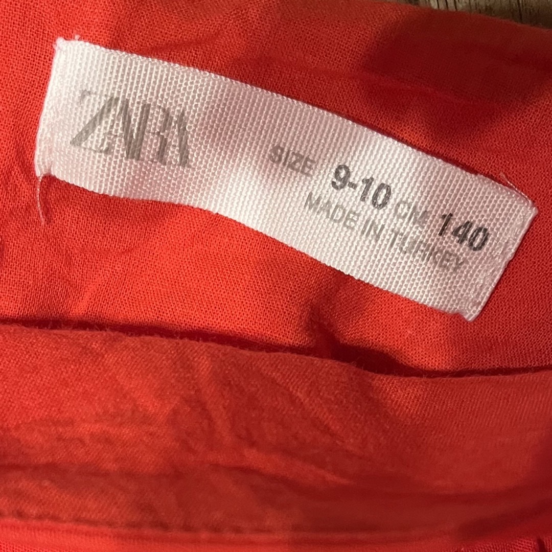 ZARA KIDS(ザラキッズ)のZARAキッズ　アシンメトリーワンピース　140 キッズ/ベビー/マタニティのキッズ服女の子用(90cm~)(ワンピース)の商品写真