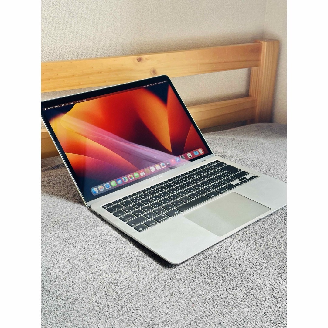 Apple MacBook Air M1 Apple MacBook Air M1