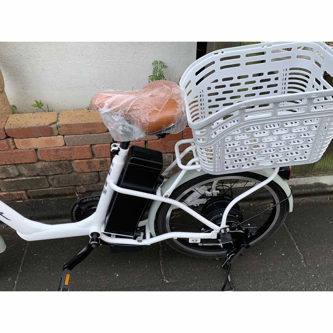 20インチ電動アシスト自電車 スポーツ/アウトドアの自転車(自転車本体)の商品写真
