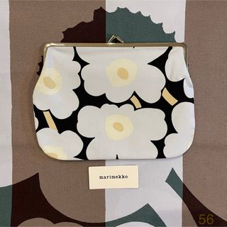 マリメッコ(marimekko)のmarimekko マリメッコ　Puolikas Kukkaroがま口ポーチ(ポーチ)