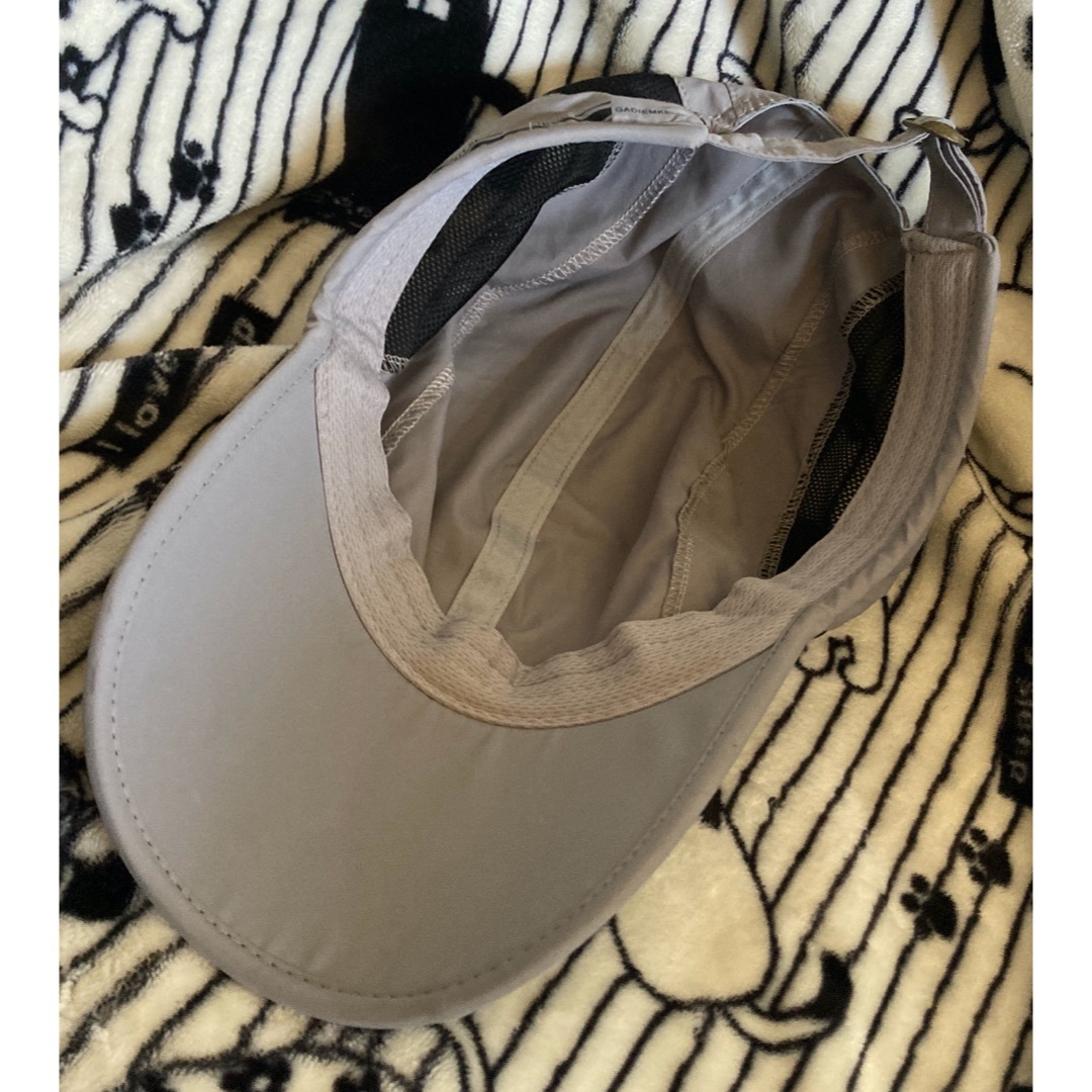 ランニングキャップ【GADIEMKENSD】グレーカラー帽子CAP/フリーサイズ スポーツ/アウトドアのランニング(ウェア)の商品写真
