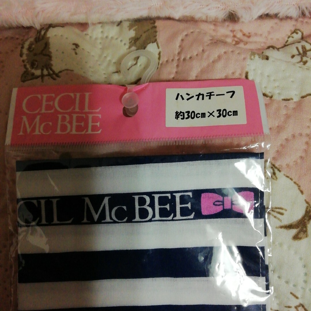 CECIL McBEE(セシルマクビー)のCECIL McBEEハンカチ レディースのファッション小物(ハンカチ)の商品写真