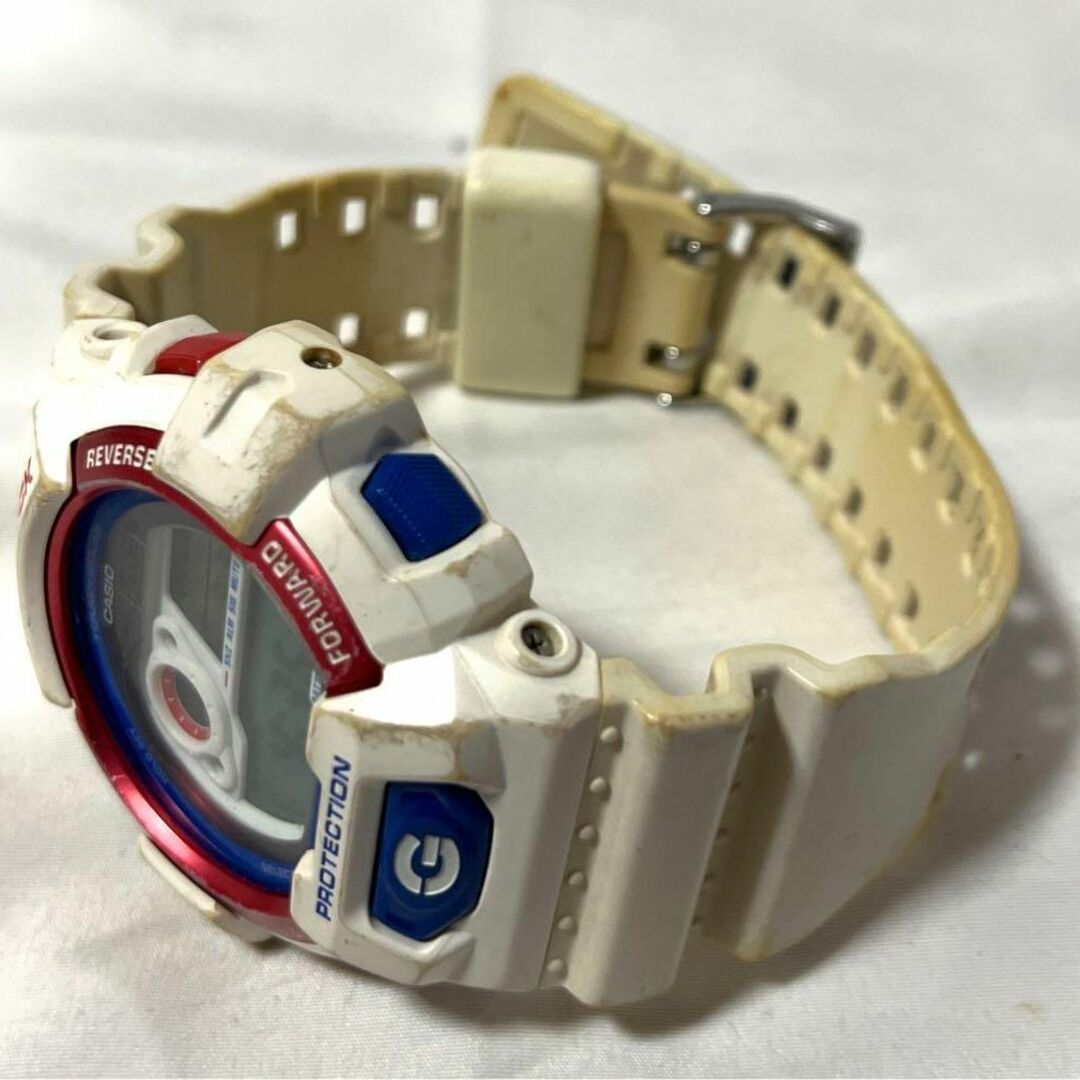 G-SHOCK(ジーショック)のカシオ G-SHOCK GW-8900TR ホワイト トリコロール 電波ソーラー メンズの時計(腕時計(デジタル))の商品写真