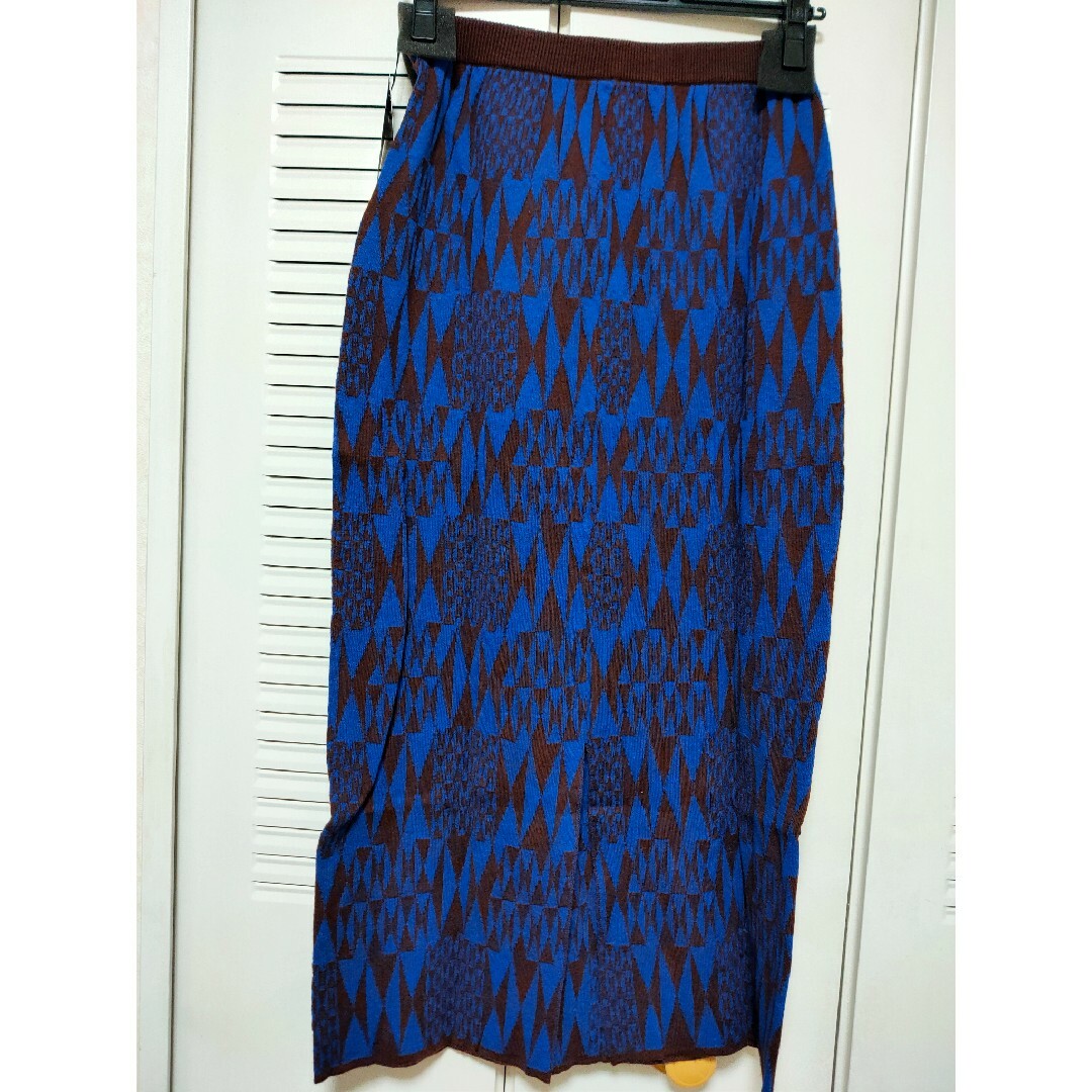 SCOT CLUB(スコットクラブ)の【新品未使用】Aga ジオメトリックタイトロングスカート ブラウン レディースのスカート(ロングスカート)の商品写真
