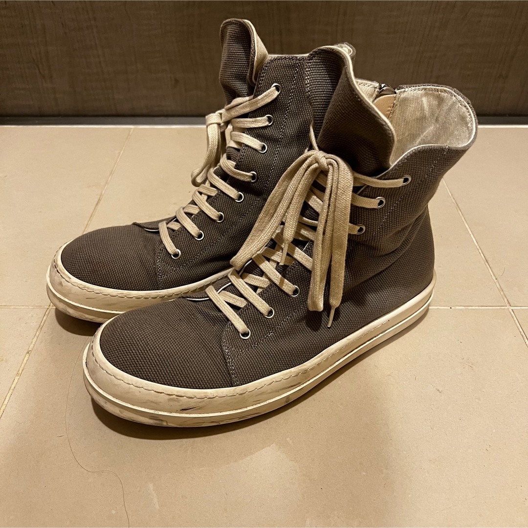 DRKSHDW(ダークシャドウ)のRickOwens  DRKSHDWラモーンズ42 メンズの靴/シューズ(スニーカー)の商品写真