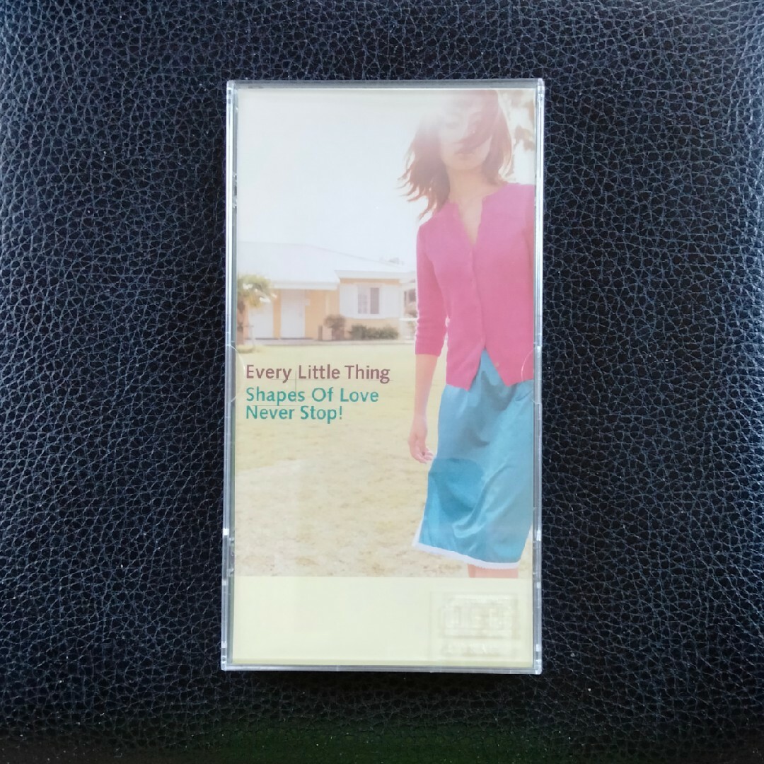 8cmCD♪Every Little Thing♪Shapes Of Love♪ エンタメ/ホビーのCD(ポップス/ロック(邦楽))の商品写真