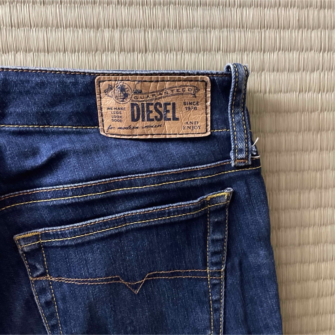 DIESEL(ディーゼル)のDIESEL ディーゼル デニムパンツ 25  BLUE レディースのパンツ(デニム/ジーンズ)の商品写真