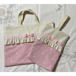 かわいい刺繍リボン☆フリル付き入学入園２点セット(レッスンバッグ)