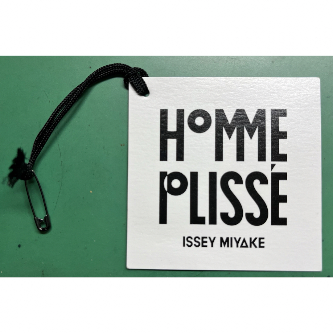 ISSEY MIYAKE(イッセイミヤケ)のイッセイミヤケ HOMME PLISSE メンズのジャケット/アウター(ノーカラージャケット)の商品写真