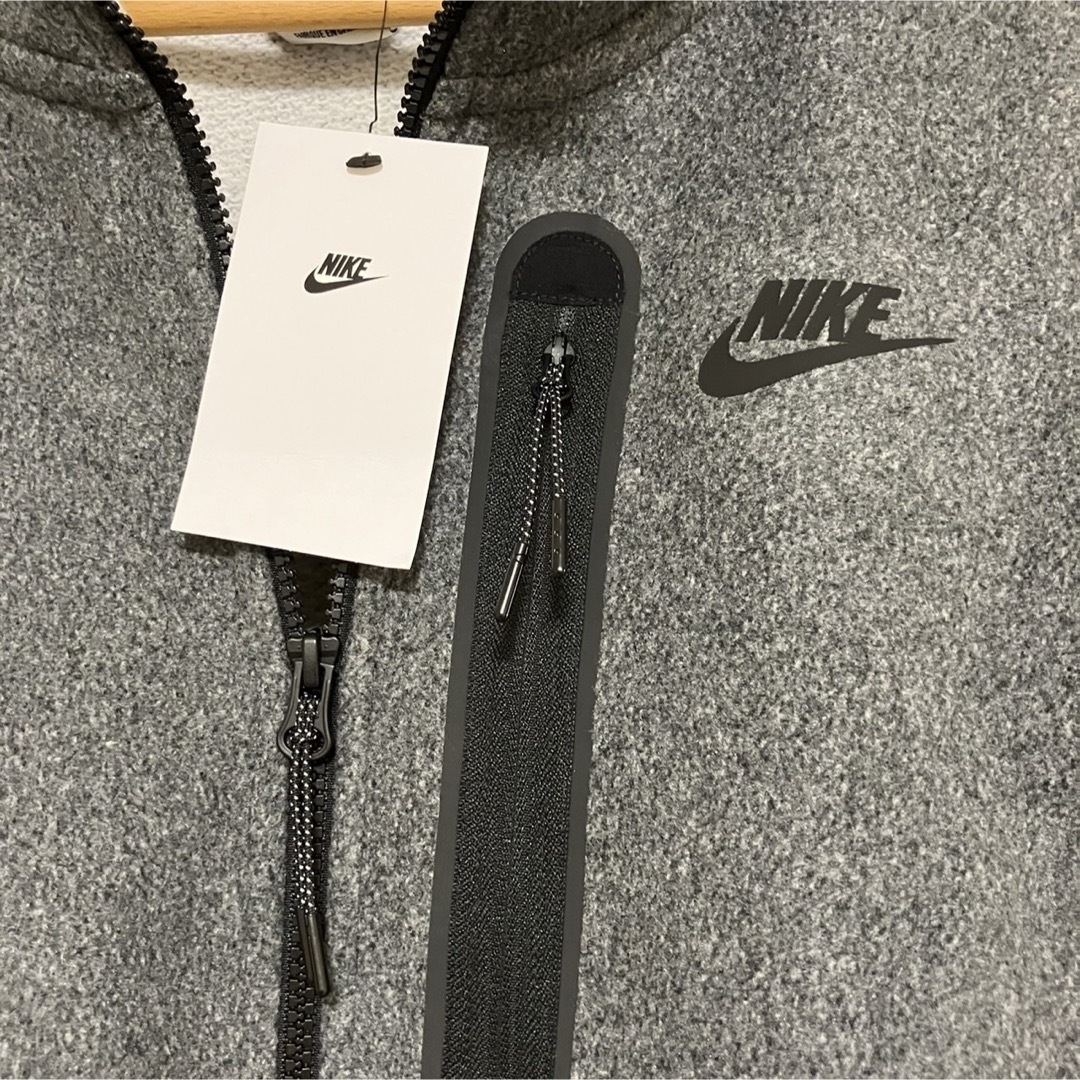 NIKE(ナイキ)の【新品】NIKE  スウッシュ  スウェット上下セット　テックフリース　裏起毛 メンズのトップス(スウェット)の商品写真