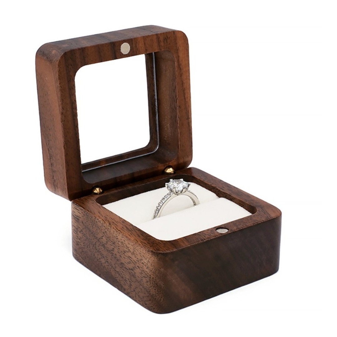 指輪ケース　リングケース　アクセサリーケース　結婚指輪　プロポーズ　結婚式 レディースのアクセサリー(リング(指輪))の商品写真