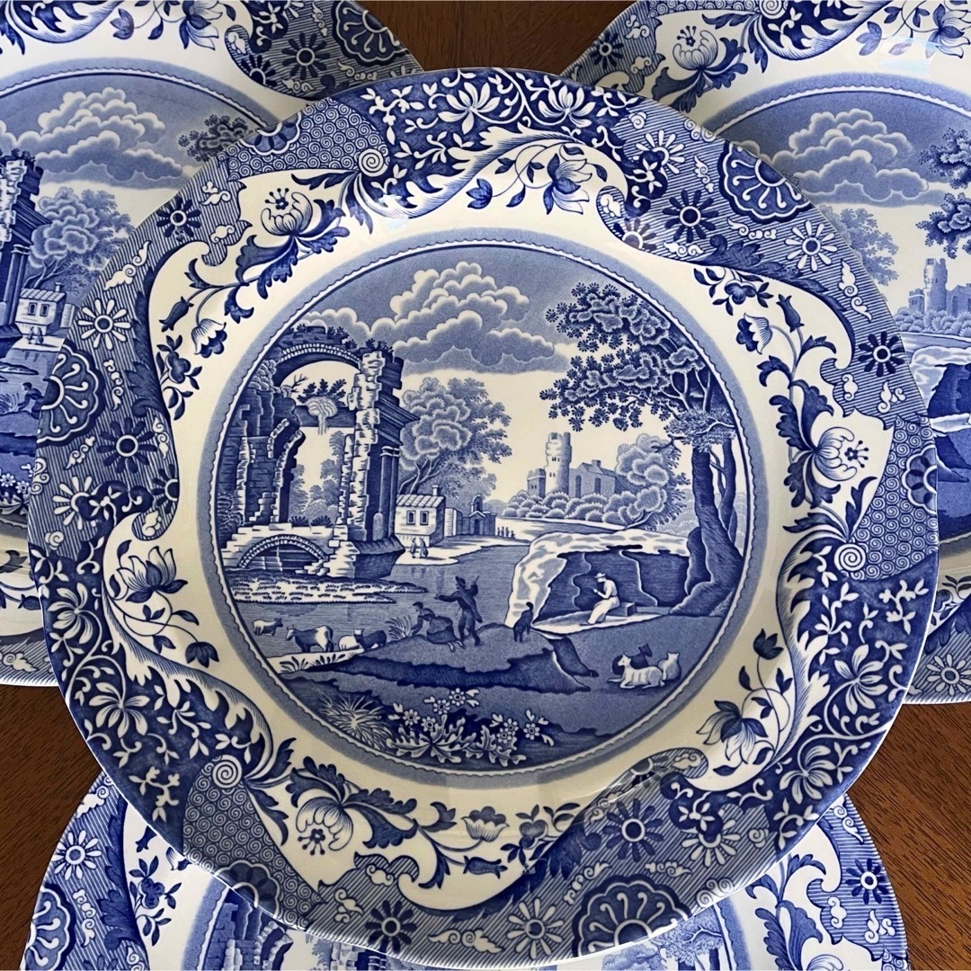 美品】英国製 スポード ☆ブルーイタリアン☆ディナー皿 2枚の 美品】英国製 スポード ☆ブルーイタリアン☆ディナー皿 2枚の