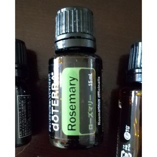 ドテラ(doTERRA)のドテラ　エッセンシャルオイル　３本・シールセット(エッセンシャルオイル（精油）)