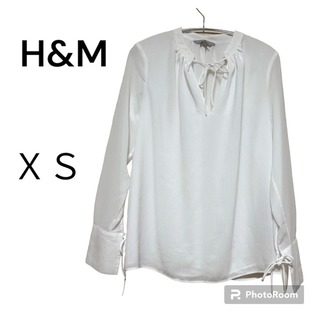 美品　H&M リボン　オーバーブラウス　ＸＳ　袖　胸元のリボンがかわいい(シャツ/ブラウス(長袖/七分))