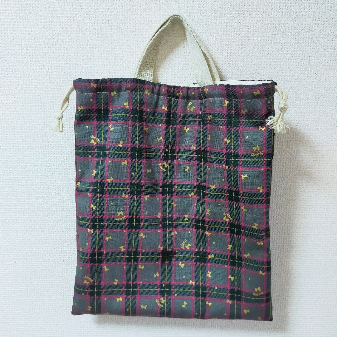 (ハンドメイド)体操服袋　お着替え袋　巾着　タータンチェック　女の子 キッズ/ベビー/マタニティのこども用バッグ(体操着入れ)の商品写真