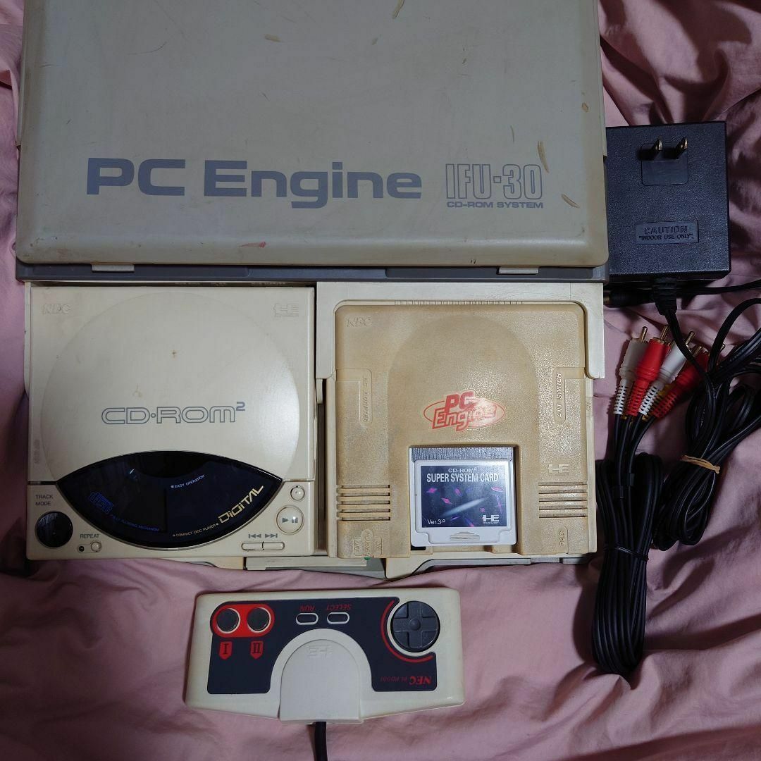 NEC(エヌイーシー)のPCエンジン CD-ROMSystem エンタメ/ホビーのゲームソフト/ゲーム機本体(家庭用ゲーム機本体)の商品写真