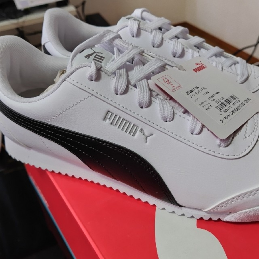 PUMA(プーマ)のプーマ　ユニセックス　プーマチュリーノ メンズの靴/シューズ(スニーカー)の商品写真