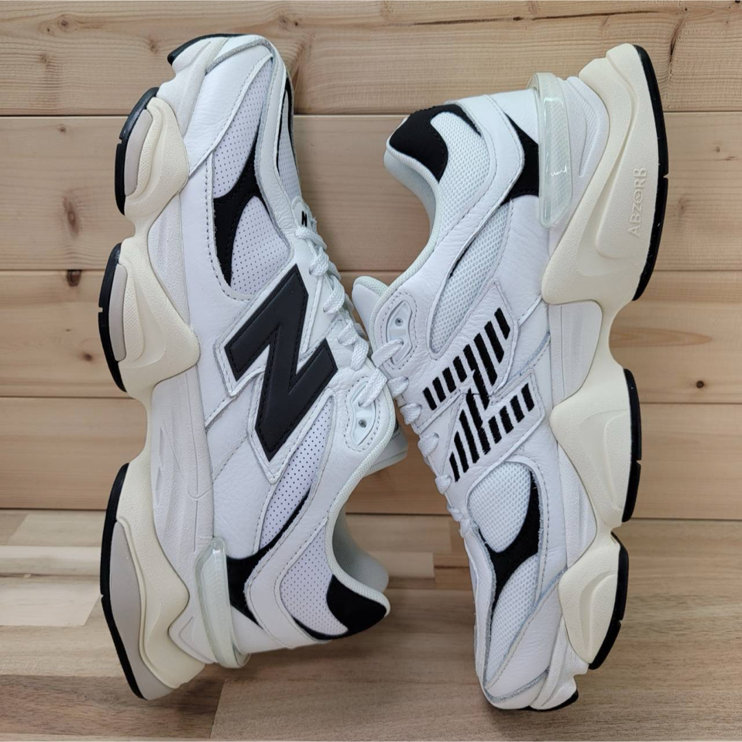 New Balance(ニューバランス)のニューバランス U9060AAB  ホワイト 29㎝ メンズの靴/シューズ(スニーカー)の商品写真