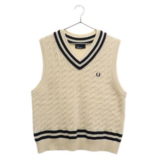 フレッドペリー(FRED PERRY)のFRED PERRY フレッドペリー ロゴ刺繍 編み込み ウール ニット ベスト ホワイト F3191(ベスト)