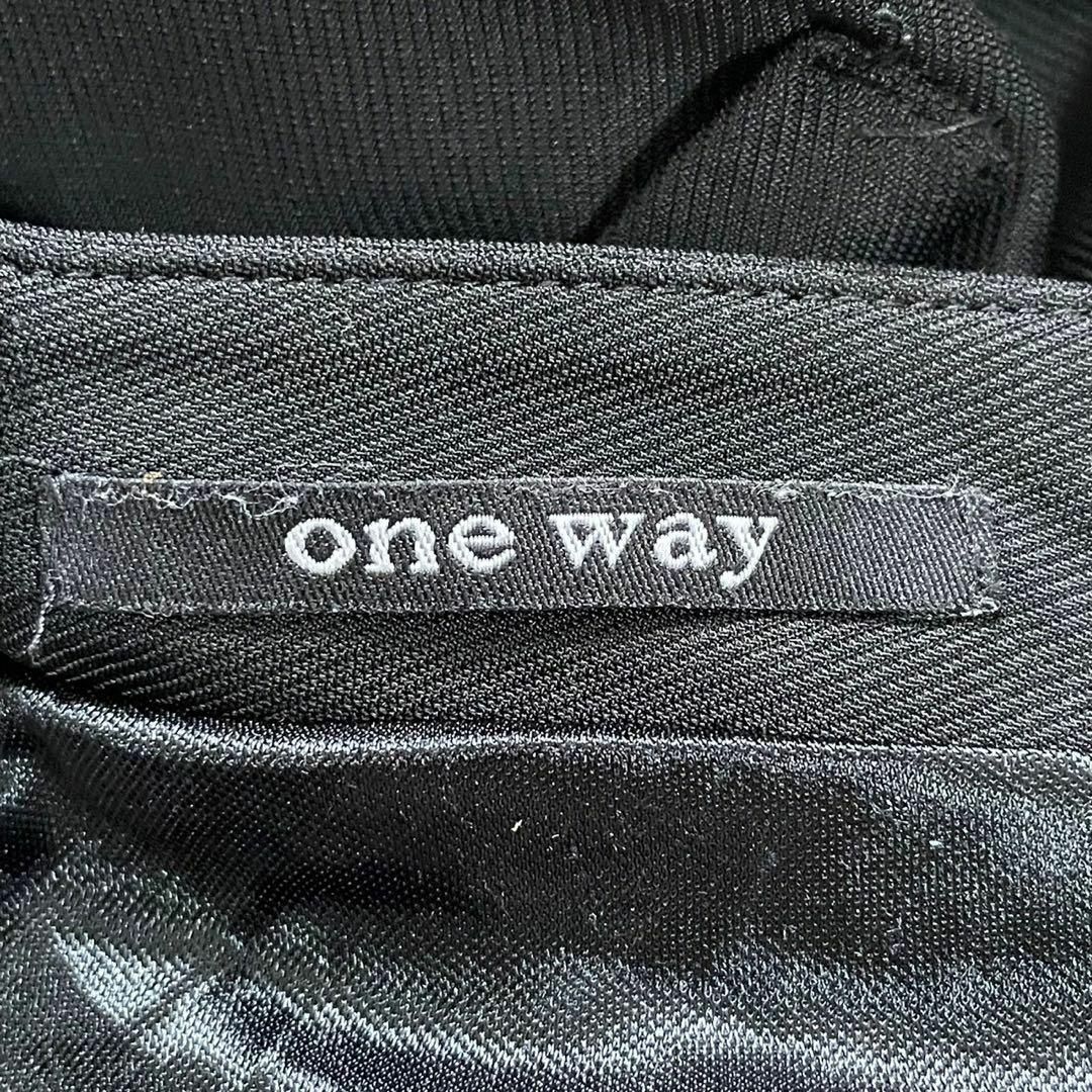 one*way(ワンウェイ)のone way ワンウェイ (M) サロペット オールインワン ブラック 無地 レディースのパンツ(サロペット/オーバーオール)の商品写真